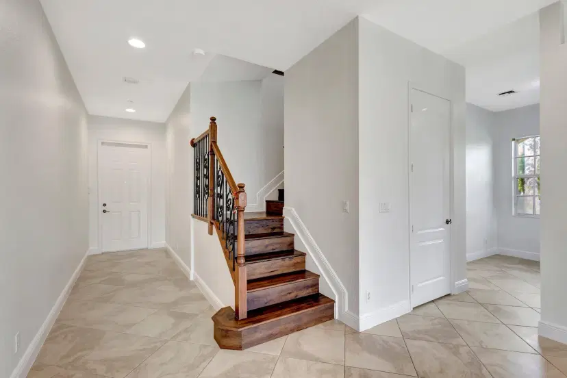 Picture of 4553 Artesa Way S, Palm Beach Gardens FL 33418