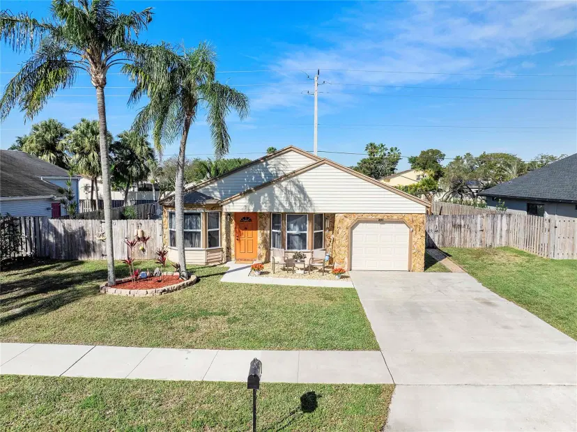 Picture of 831 SW 135Th Way, Davie FL 33325