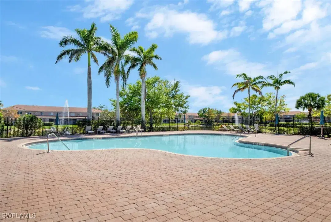 Picture of 9537 Roundstone Cir, Fort Myers, FL 33967