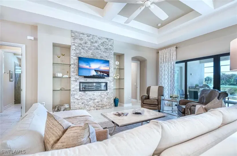Picture of 7247 Lantana Cir, Naples FL 34119