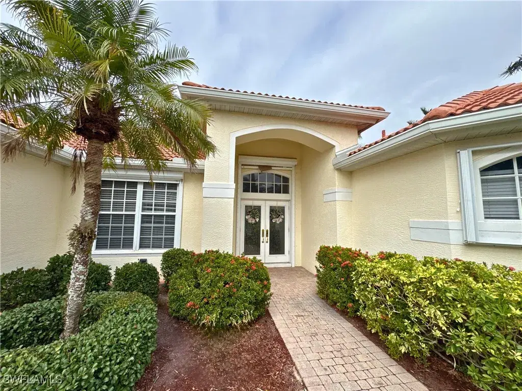 Picture of 14000 Shimmering Lakes Ct, Fort Myers, FL 33907