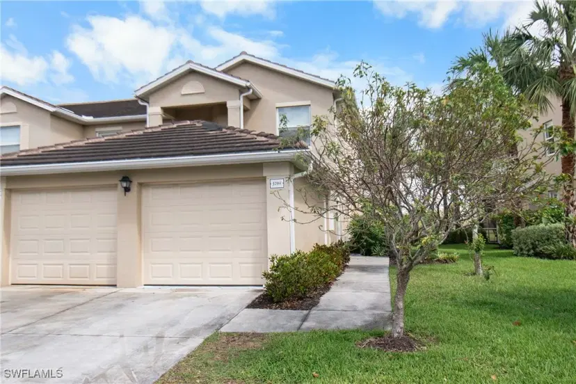 Picture of 12120 Summergate Cir 204, Fort Myers FL 33913