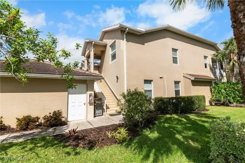 Picture of 12120 Summergate Cir 204, Fort Myers FL 33913