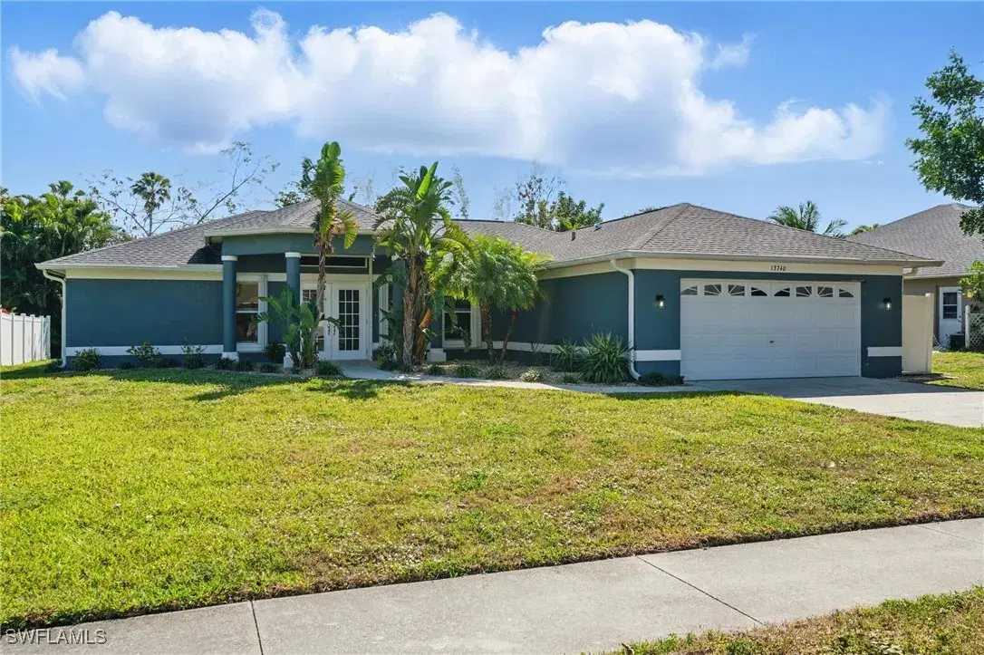 Picture of 13740 Willow Bridge Dr, North Fort Myers, FL 33903