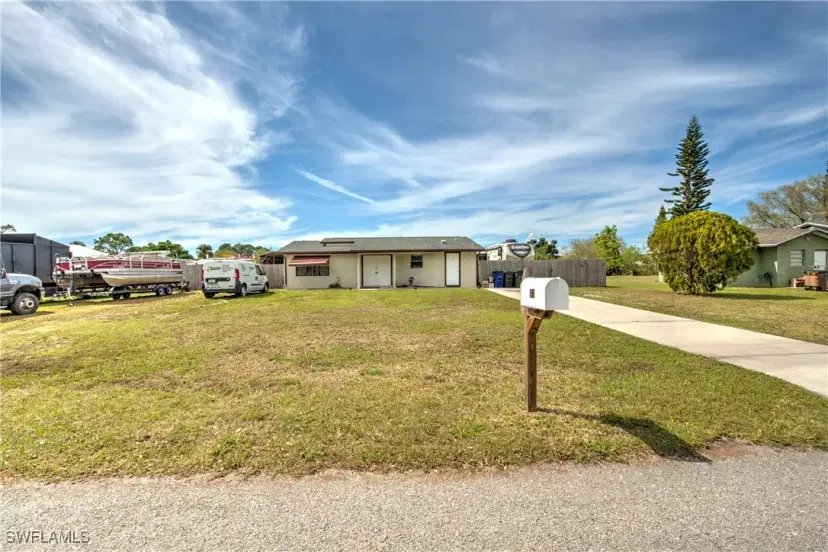 Picture of 317 Schoolside Dr, Lehigh Acres FL 33936