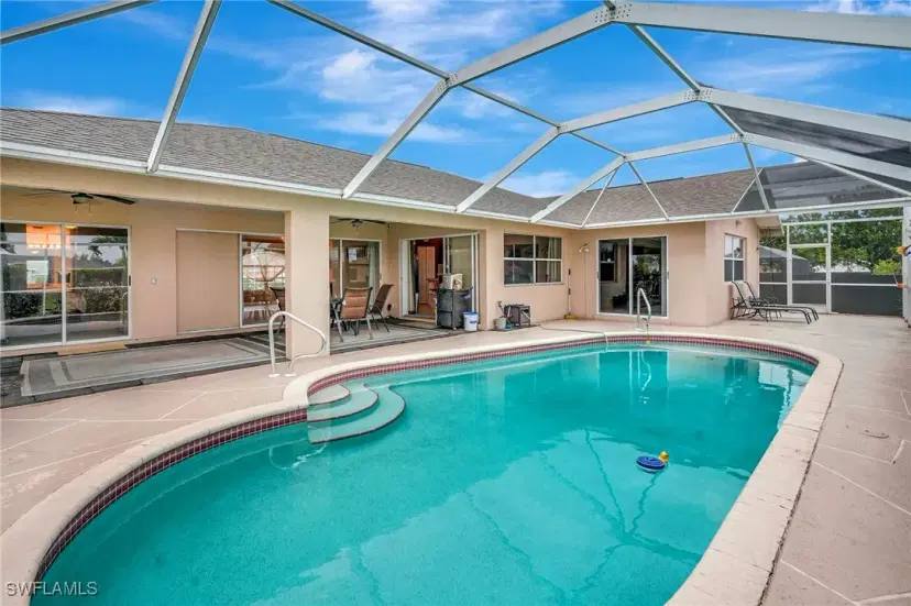 Picture of 326 NW 5Th St, Cape Coral FL 33993