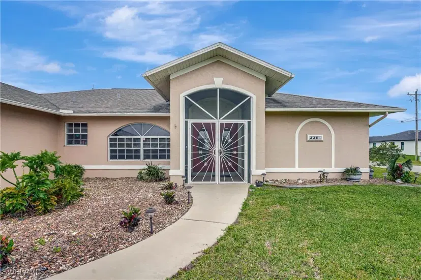 Picture of 326 NW 5Th St, Cape Coral FL 33993