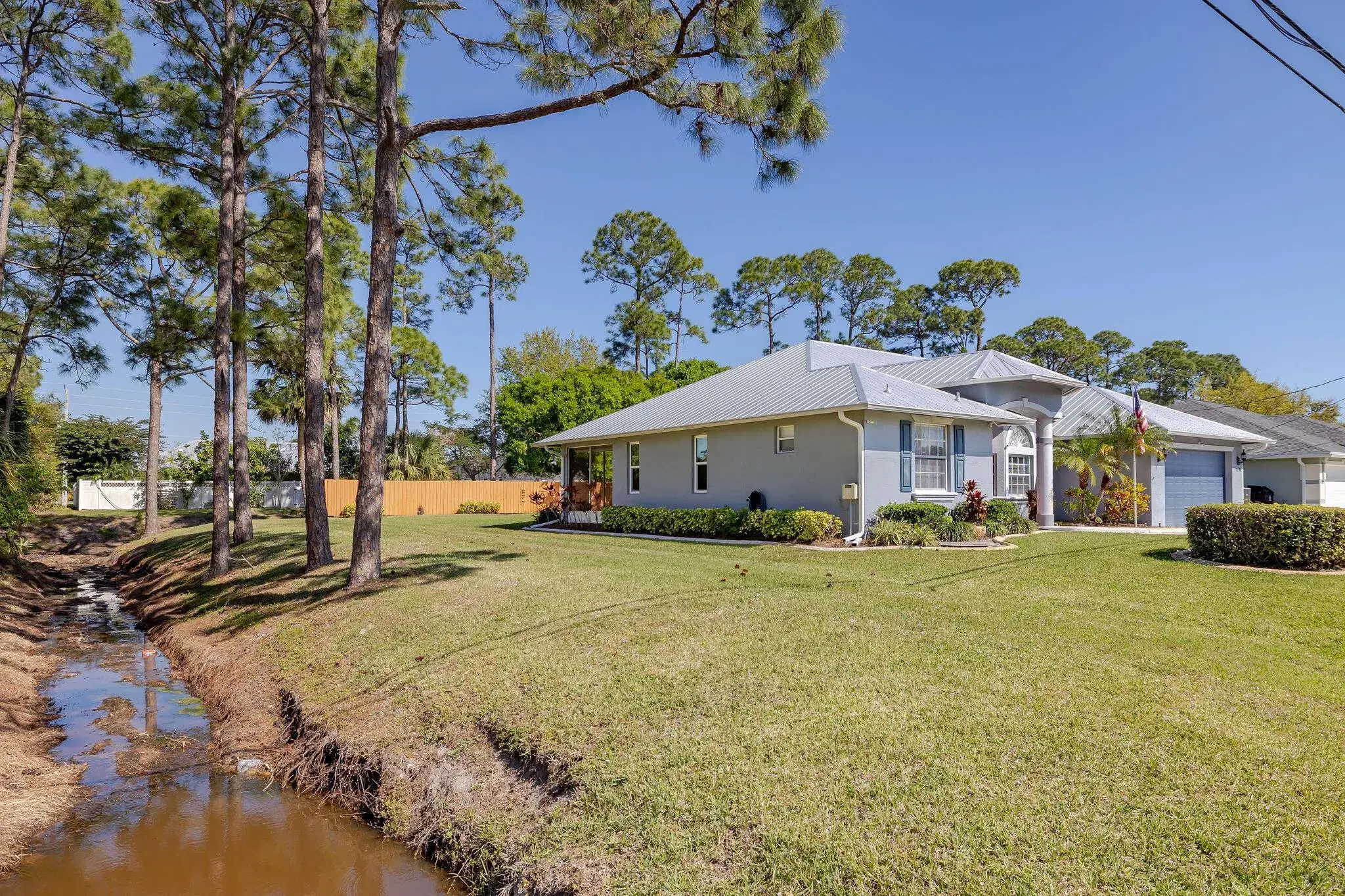 Picture of 1297 SW Ingrassina Avenue, Port St Lucie, FL 34953