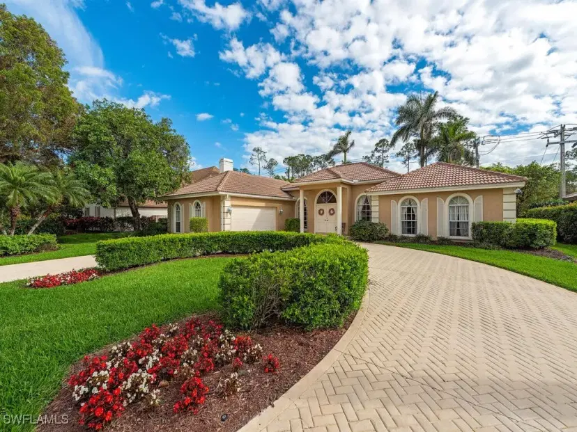 Picture of 143 Edgemere Way S, Naples FL 34105