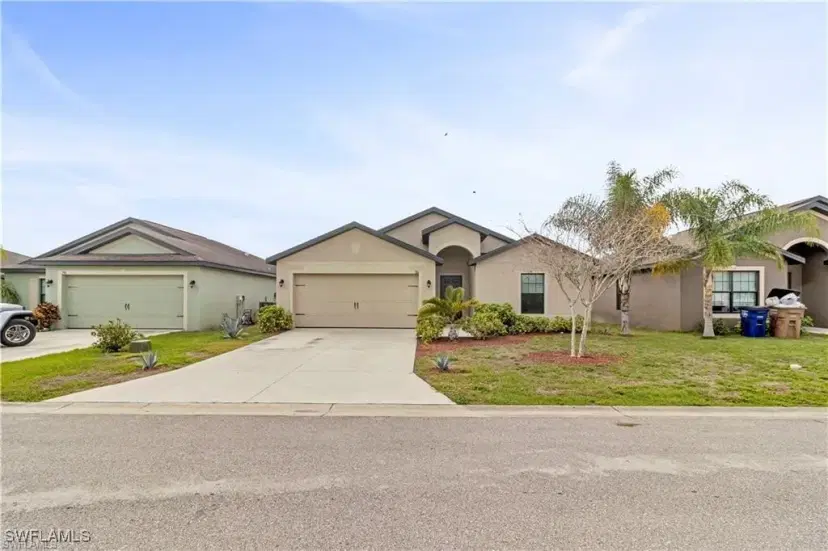 Picture of 746 Center Lake St, Lehigh Acres FL 33974