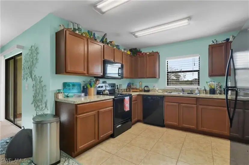 Picture of 746 Center Lake St, Lehigh Acres FL 33974