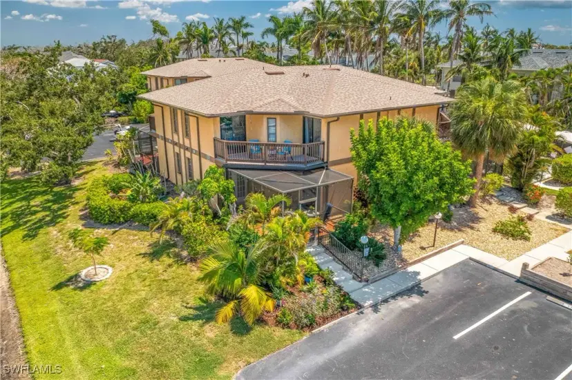 Picture of 13533 Siesta Pines Ct, Fort Myers FL 33908