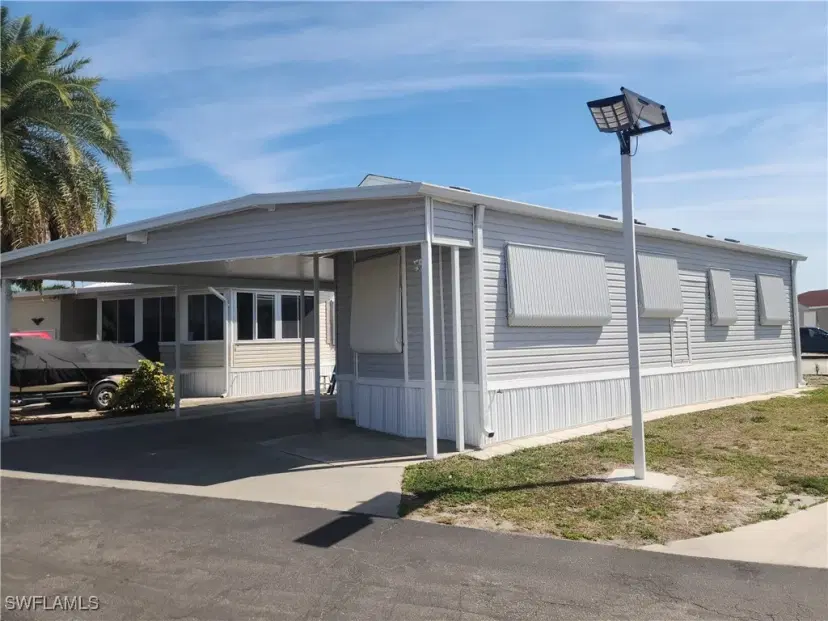 Picture of 1159 Daniels Rd 74, Moore Haven FL 33471