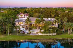Picture of 2965 Surrey Lane, Weston, FL 33331