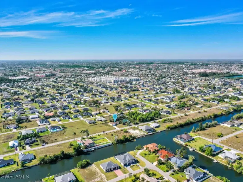Picture of 302 NW 5Th Ter, Cape Coral FL 33993