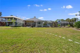 Picture of 6062 Waterway Bay Dr, Fort Myers, FL 33908
