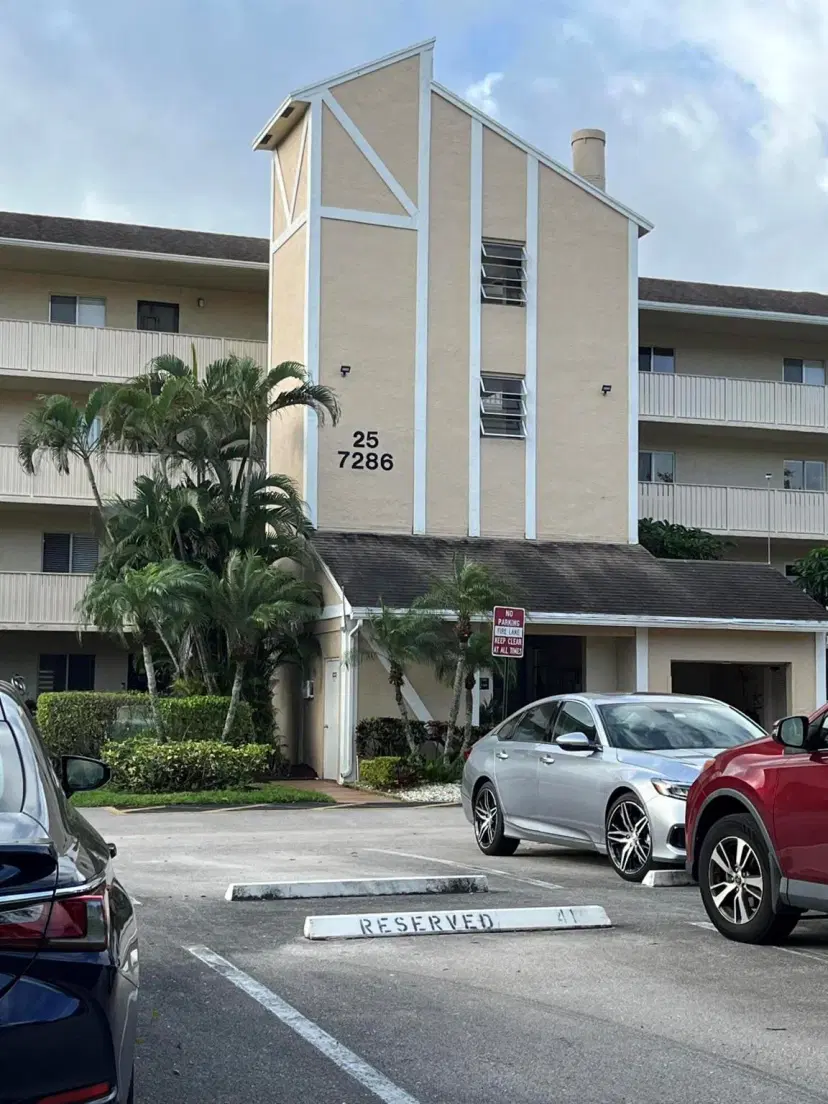 Picture of 7286 Huntington Lane # 103, Delray Beach FL 33446