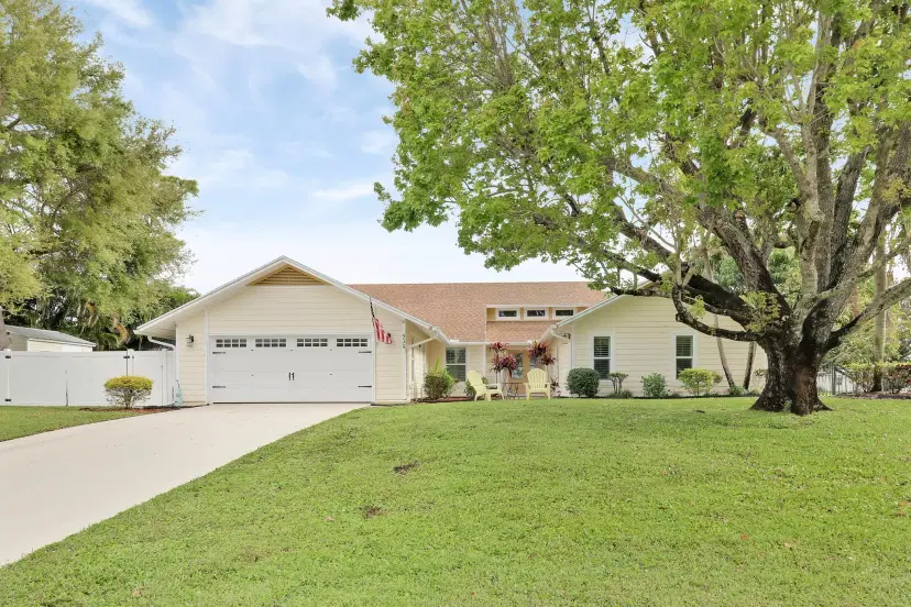 Picture of 939 NE Juniper Place, Jensen Beach FL 34957