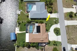 Picture of 1442 SE 15Th Ter, Cape Coral, FL 33990