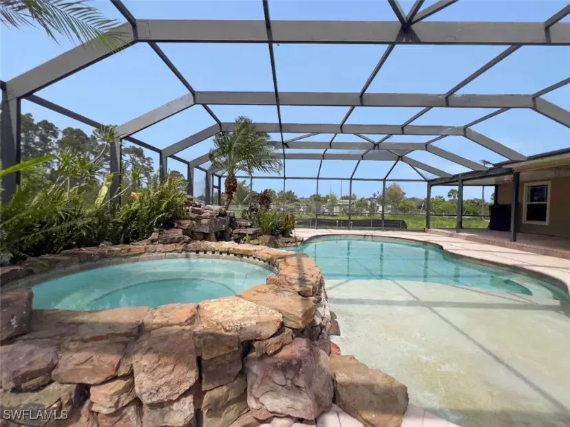 Picture of 605 Leo Ave N, Lehigh Acres FL 33971