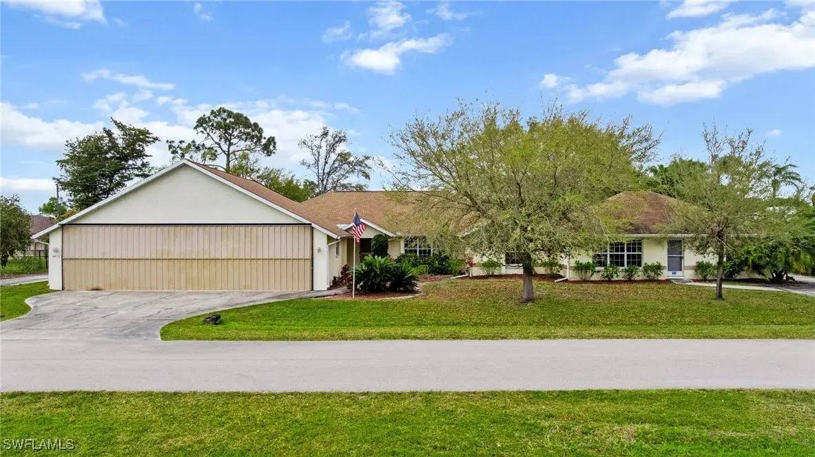 Picture of 6870 Cherokee Ave, Fort Myers, FL 33905