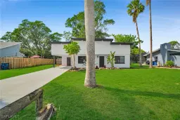 Picture of 8507 Chatham St, Fort Myers, FL 33907