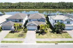 Picture of 10474 Ventana Ln, Naples, FL 34120