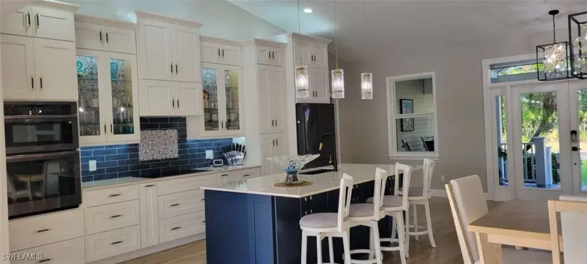 Picture of 12565 Coconut Creek Ct, Fort Myers FL 33908