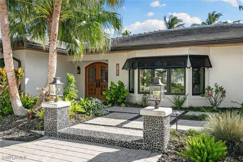 Picture of 941 Scott Dr, Marco Island FL 34145