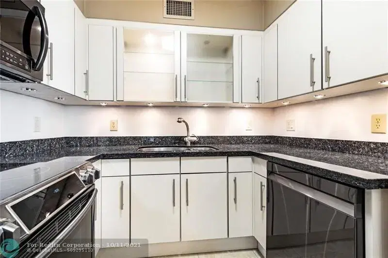 Picture of 2335 SW 22Nd Avenue 104, Delray Beach FL 33445