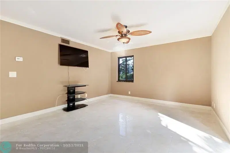Picture of 2335 SW 22Nd Avenue 104, Delray Beach FL 33445