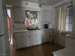 Picture of 142 3Rd St, Bonita Springs, FL 34134
