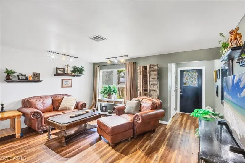 Picture of 2082 Broad Ranch Dr, Port Charlotte FL 33948