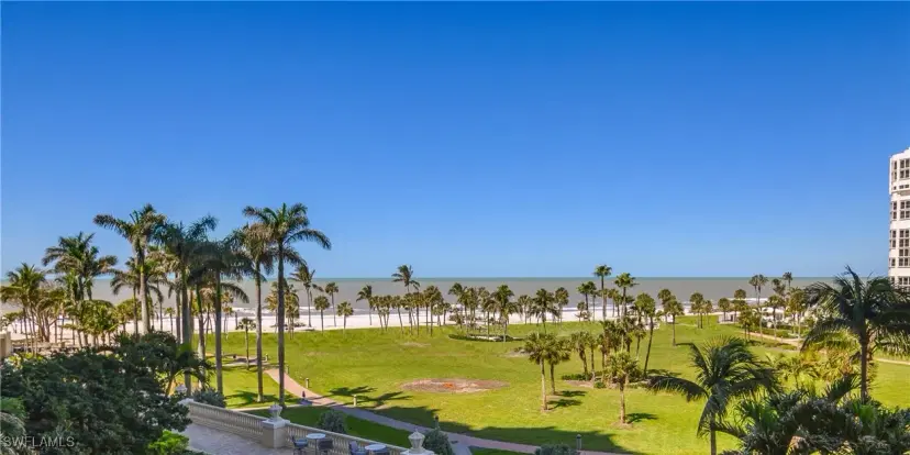 Picture of 4021 Gulf Shore Blvd N 304, Naples FL 34103