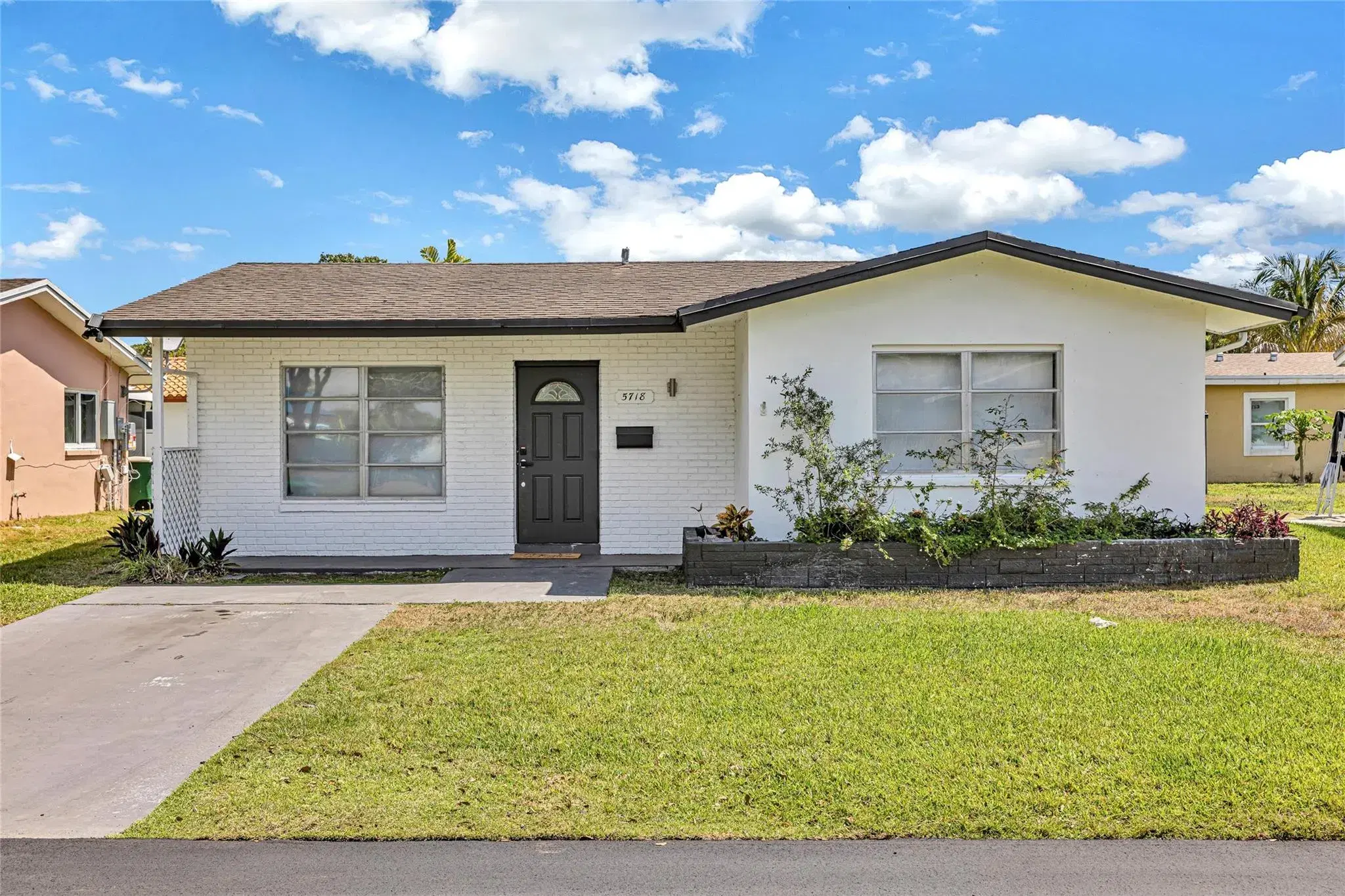Picture of 5718 NW 71St Ave, Tamarac, FL 33321