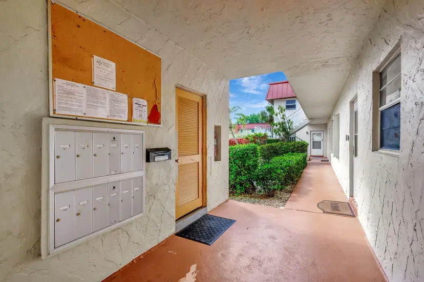 Picture of 12027 Greenway Circle S 103, Royal Palm Beach FL 33411