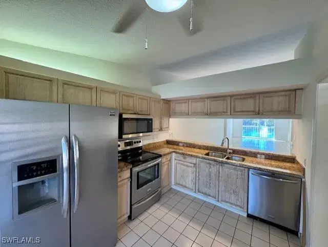 Picture of 2372 Hidden Lake Dr 806, Naples FL 34112