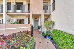 Picture of 7624 Fairfax Dr 113, Tamarac, FL 33321