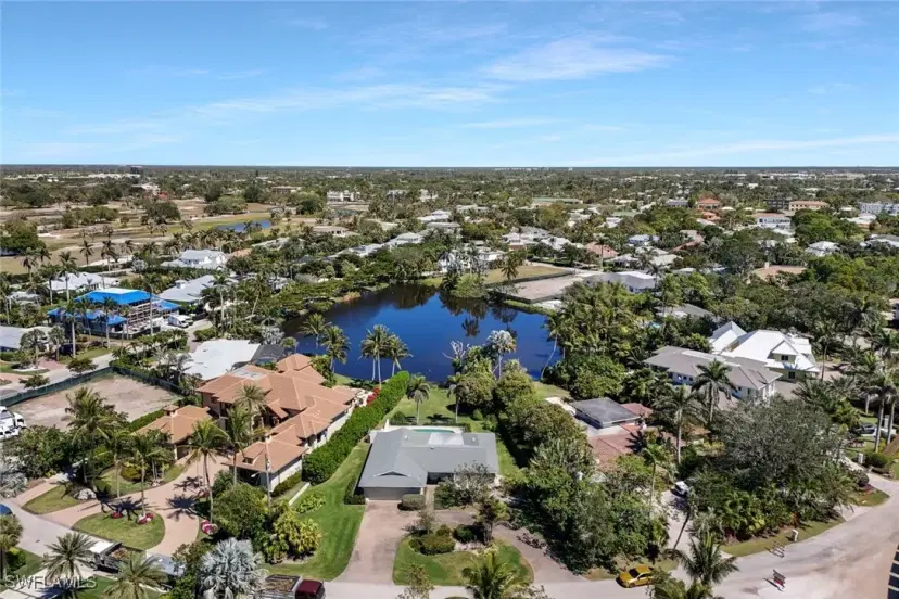 Picture of 645 Bougainvillea Rd, Naples FL 34102