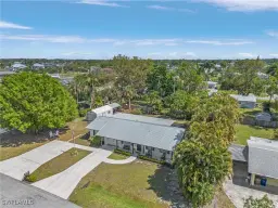 Picture of 2138 W Tobago Cir, Fort Myers, FL 33905