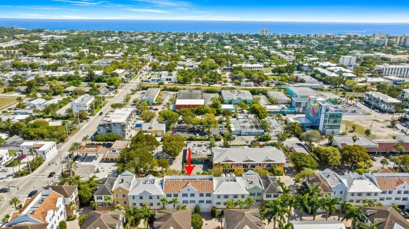 Picture of 373 E Cannery Row Circle, Delray Beach FL 33444