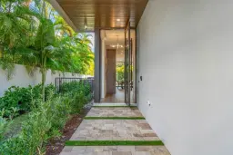 Picture of 142 NE Wavecrest Way, Boca Raton, FL 33432