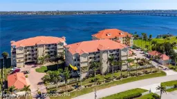 Picture of 4235 SE 20Th Pl C201, Cape Coral, FL 33904