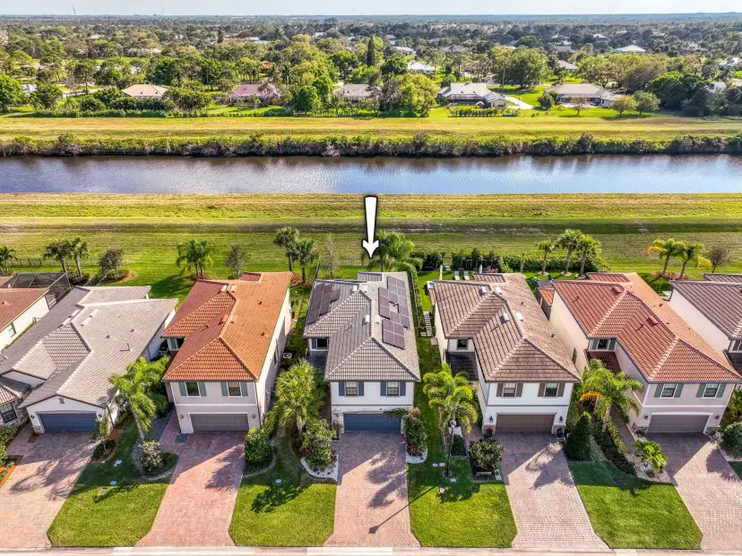 Picture of 800 SE Villandry Way, Port St Lucie FL 34984
