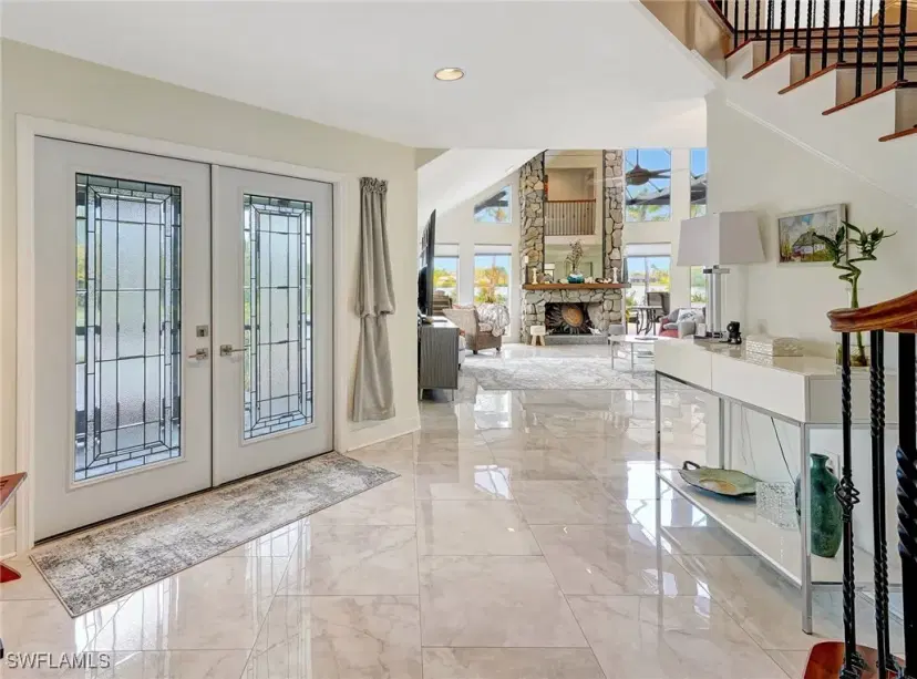 Picture of 7235 Lake Dr, Fort Myers FL 33908