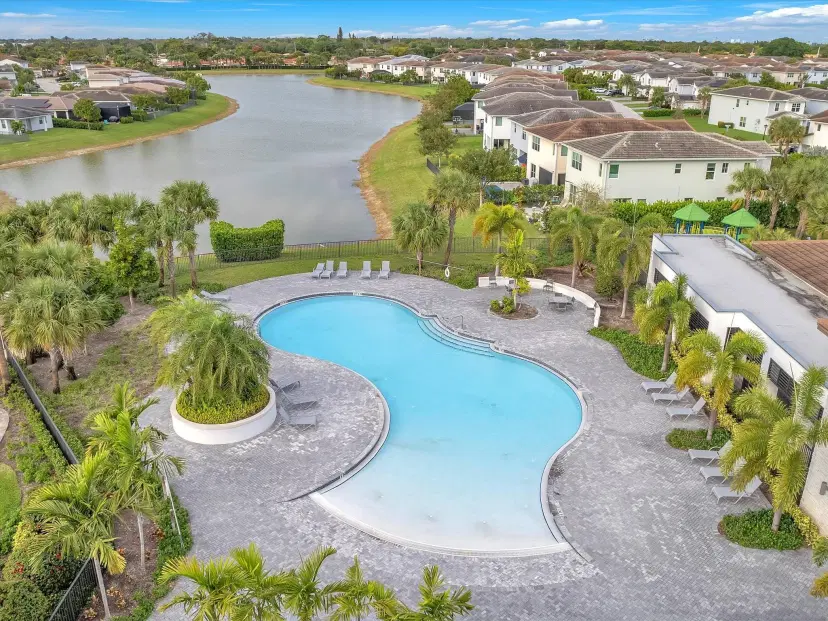 Picture of 1130 Rio Ct, Pompano Beach FL 33064