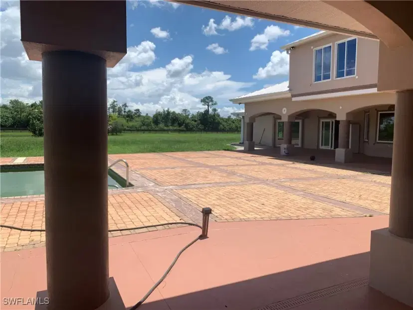 Picture of 18660 River Estates Ln, Alva FL 33920