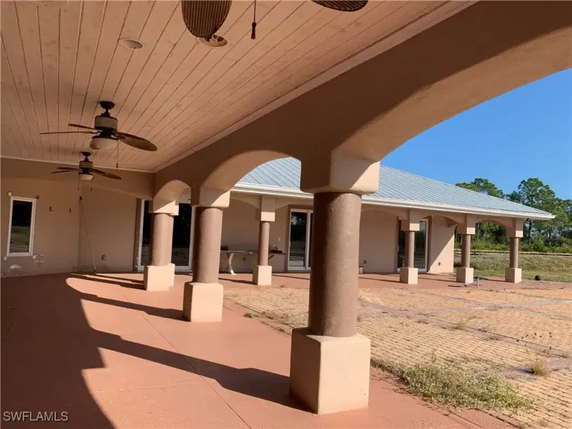 Picture of 18660 River Estates Ln, Alva FL 33920