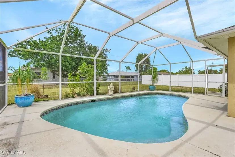 Picture of 3102 SE 8Th Ave, Cape Coral FL 33904
