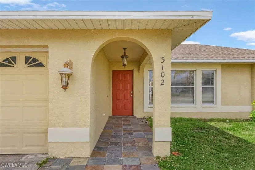 Picture of 3102 SE 8Th Ave, Cape Coral FL 33904